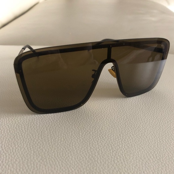 Saint Laurent Other - Saint Laurent shield tinted sunglasses